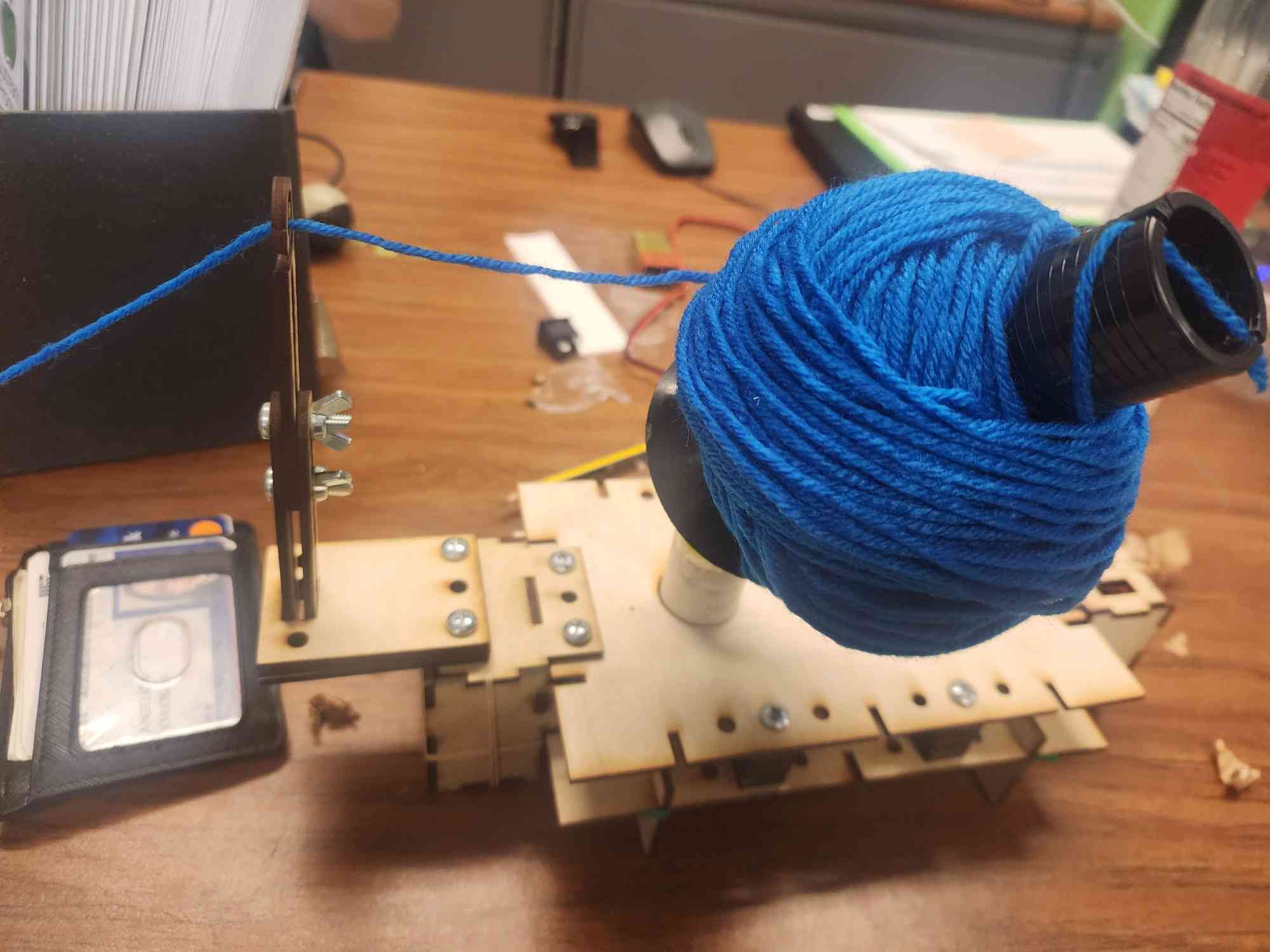 winder with yarn spool